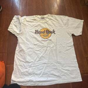 Vintage 90s Hard Rock Cafe Singapore Classic Souvenir T-Shirt White L